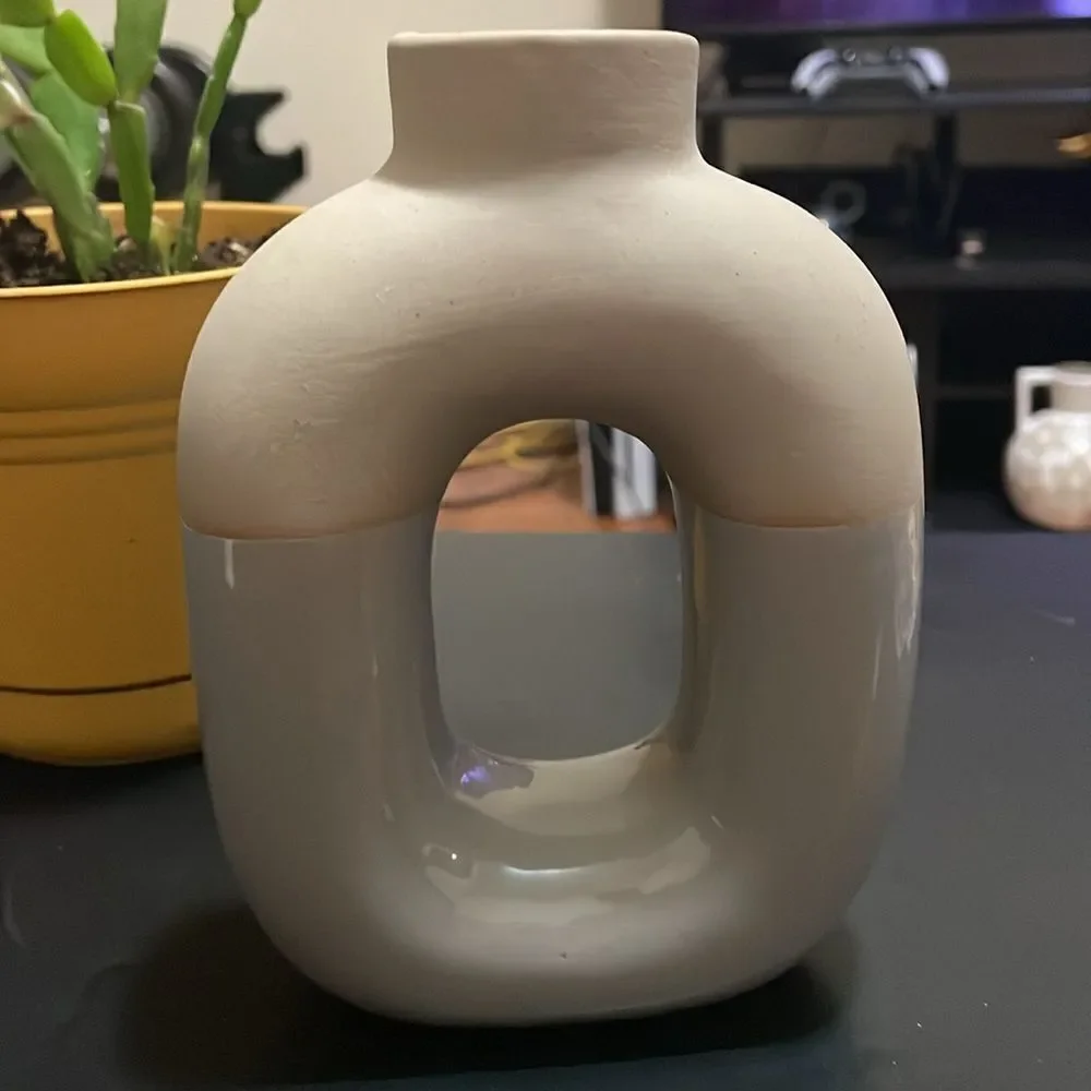 Ceramic Earth tones Donut oval shaped two toned grey small mini 6in tall vase
